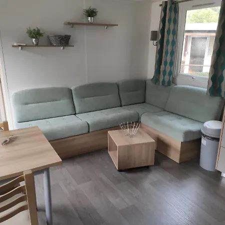 Le 384 Mobilhome Clim Velos Tv Lavlinge Plancha Transats * Lattes