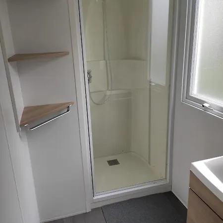 Le 384 Mobilhome Clim Velos Tv Lavlinge Plancha Transats