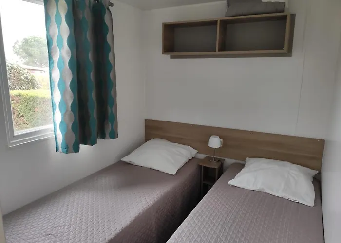Le 384 Mobilhome Clim Velos Tv Lavlinge Plancha Transats Kamp alanı *