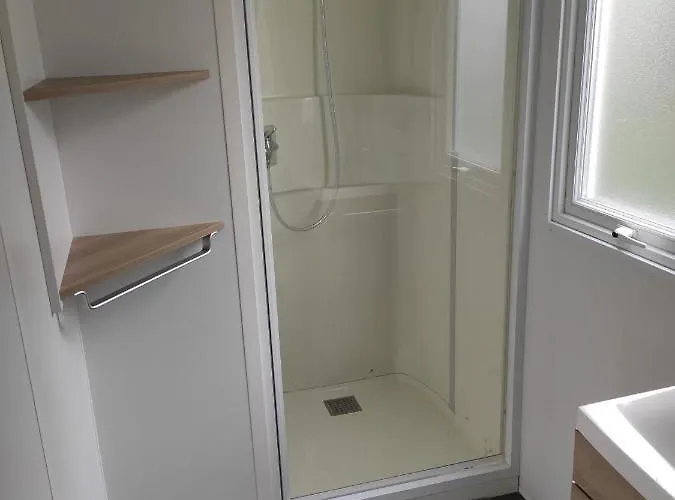 Le 384 Mobilhome Clim Velos Tv Lavlinge Plancha Transats